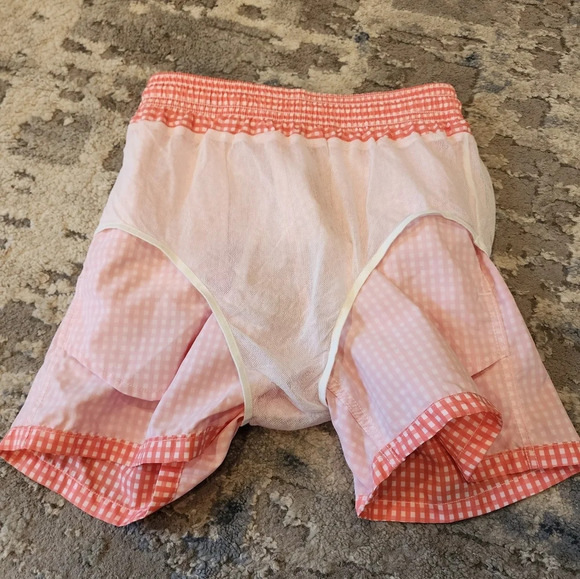 Solid & Striped classic coral Orange/White gingham swim trunks. Men's size small - Picture 4 of 15